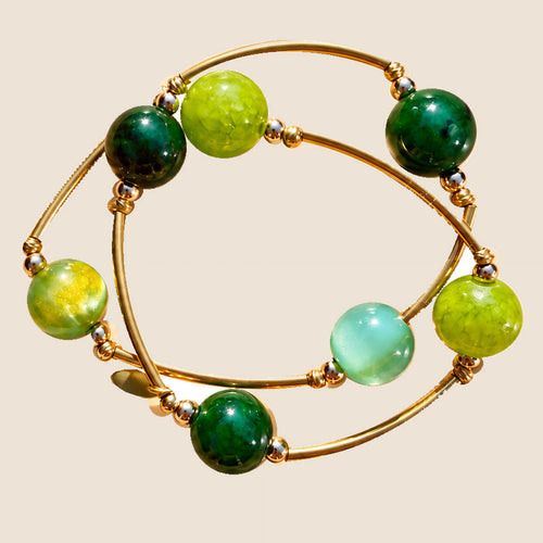 STÉPH armband Verde – uitgesneden hoofdfoto op warm beige achtergrond